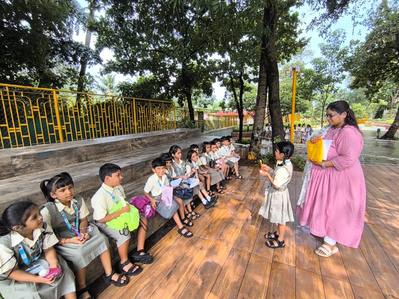 Std 1 A, B , C - Hindi and Science activity 