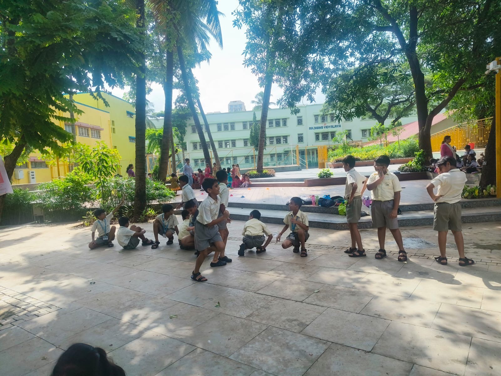 Std 4 A B C -SS activity ( kho kho )