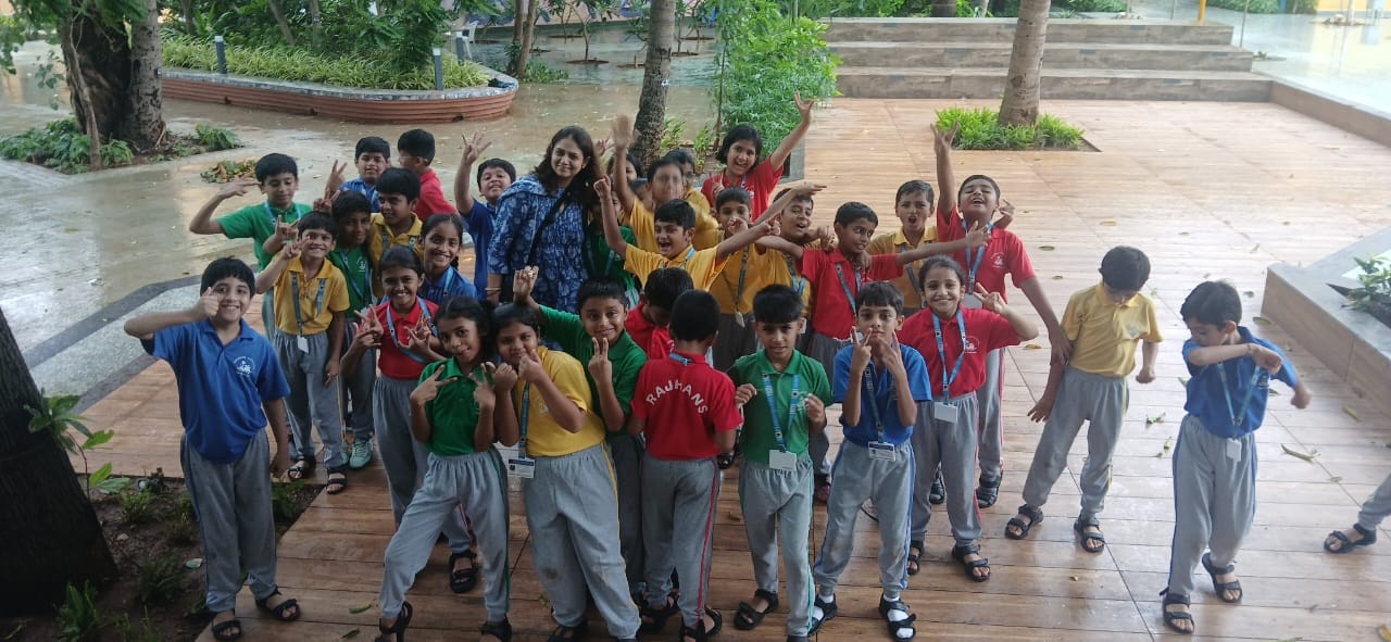 English activity on Grammar topics of Numbers ( singular - plural )nouns of STD 4 A ,B 